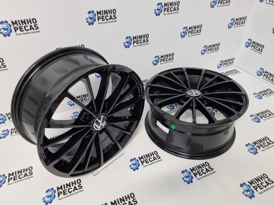 Jantes Golf 8 VIII Clubsport em 17 Preto Brilho (5x112)
