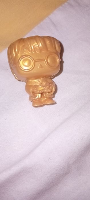 дастін,дастін з вивороту,макс червона,золотий гаррі потер