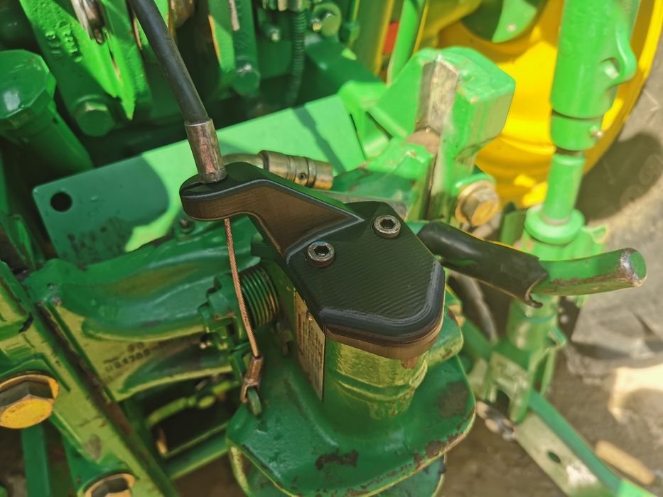 Nowa pokrywa / osłona zaczepu AL205365 HS1700KU38