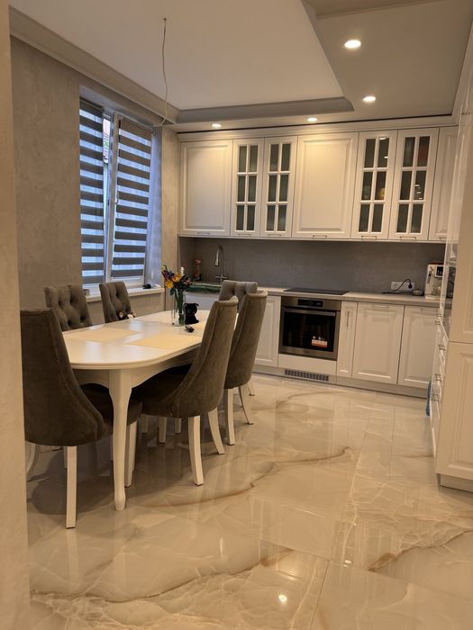 Сучасна Люкс квартира