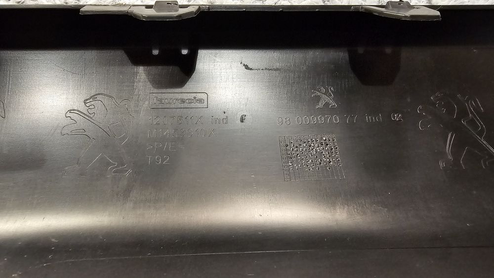 Spoiler Peugeot 308SW 2017-2021 - Parachoques traseiro [ORIGINAL]