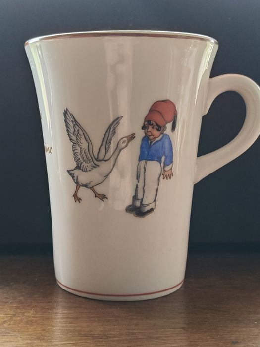 Caneca infantil Vista Alegre "O Copo do Menino"