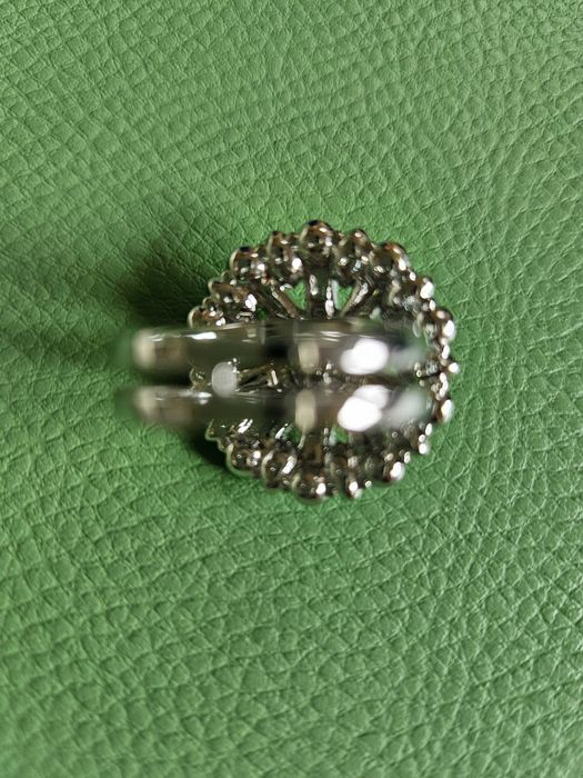 Pierścionek z kryształów Swarovski r.58