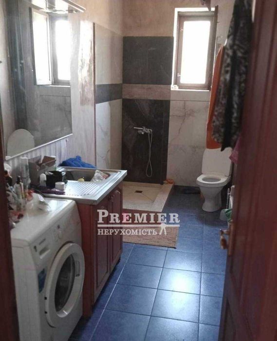 Продам 2-поверховий будинок в Корсунцях