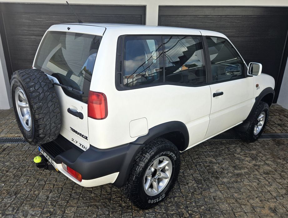 Nissan Terrano II TD27 // 125cv