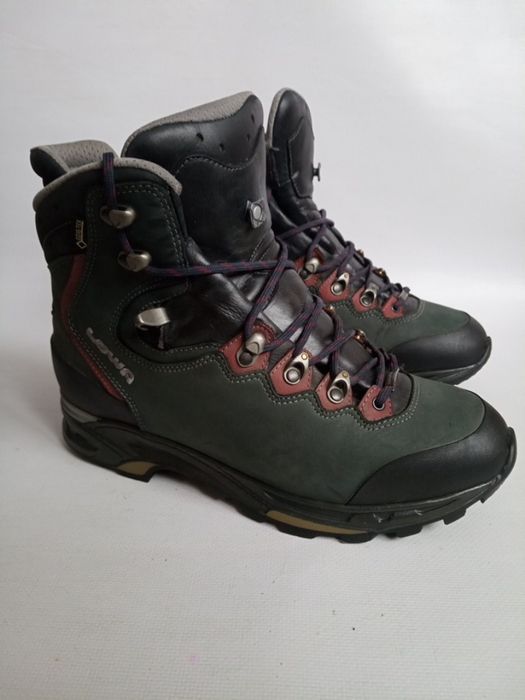 Черевики Lowa gore tex