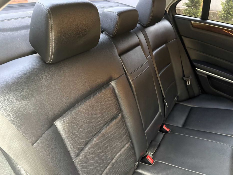 Продам Мерседес-Бенс Е220 CDI