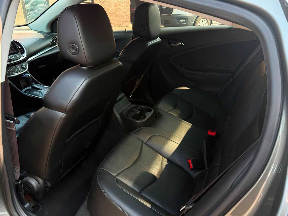 Chevrolet Volt Premier      2017