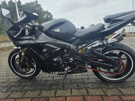 Motocykl Yamaha YZFR1