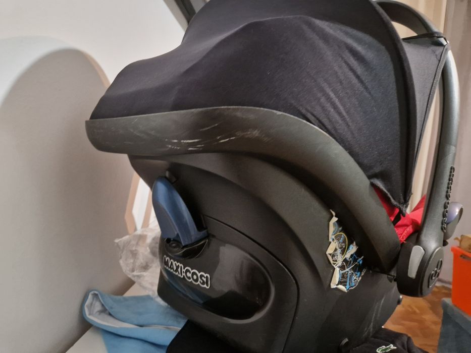 Ovo maxi cosi vermelha