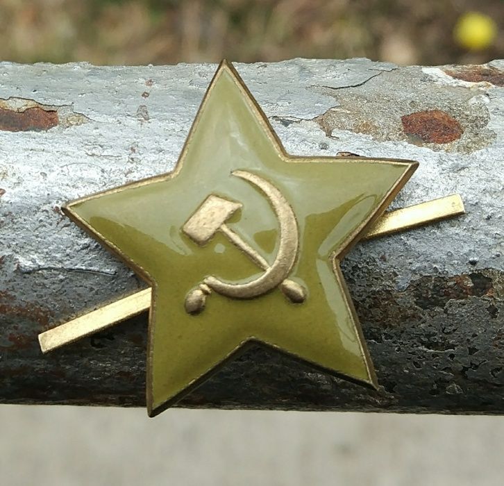 Звезда на фуражку ЗЕЛЁНАЯ эмаль