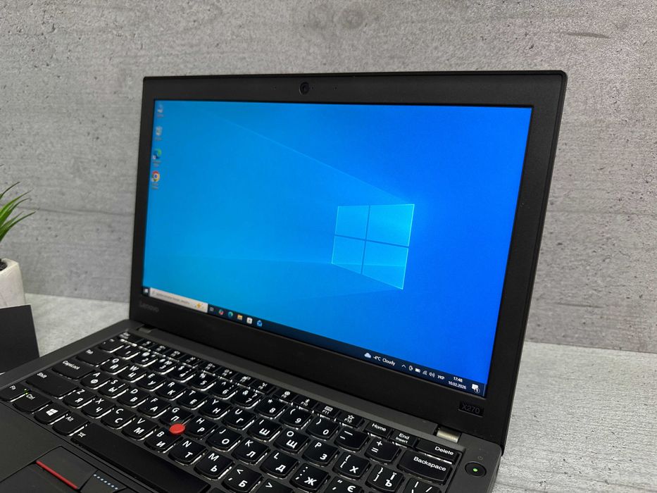 Бюджетний ноутбук Lenovo X270/12.5"/i5-6300u/8gb ddr4