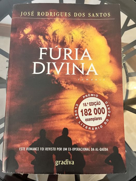 Livro Furia Divina