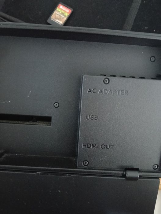 Nintendo Switch V2  em perfeito estado Único Dono