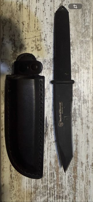 Нож охотничий 12,1 см Smith & Wesson