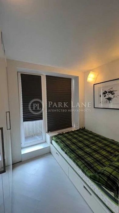 1 кімнатна  (євродвушка) на просп. Володимира Івасюка 9а