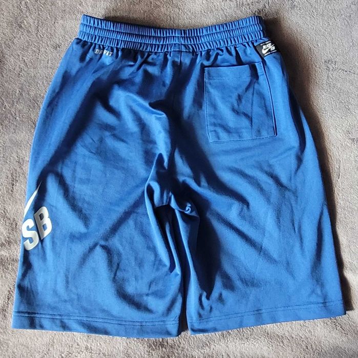 Spodenki Nike DRI- FIT 12-13lat