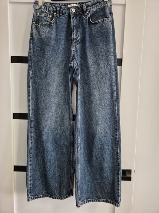 Продам джинсы  Karol