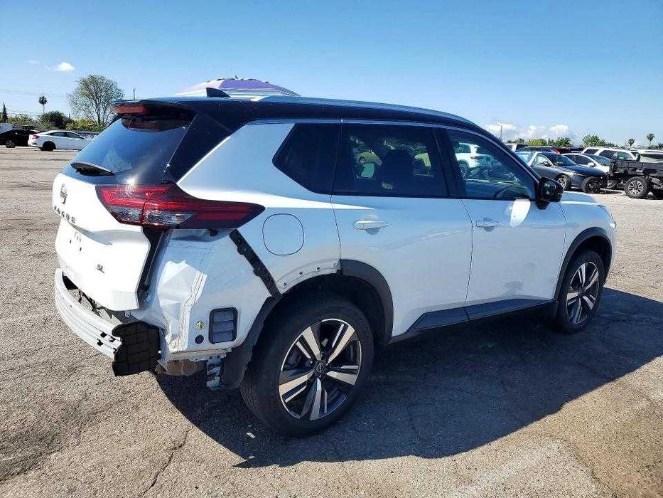 Nissan Rogue SL 2024