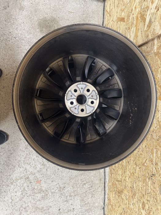 Tesla Model Y диски R21