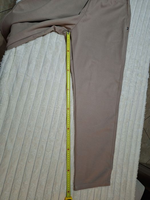 Proste beżowe nowe casulowe spodnie 3xl