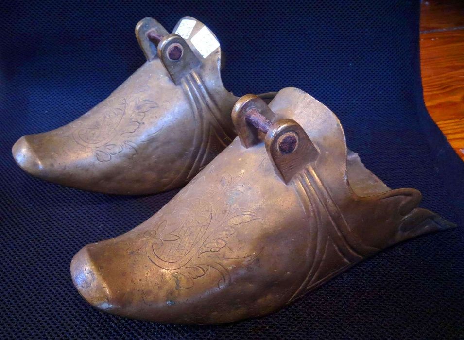 Par Estribos Conquistador Séc XVI