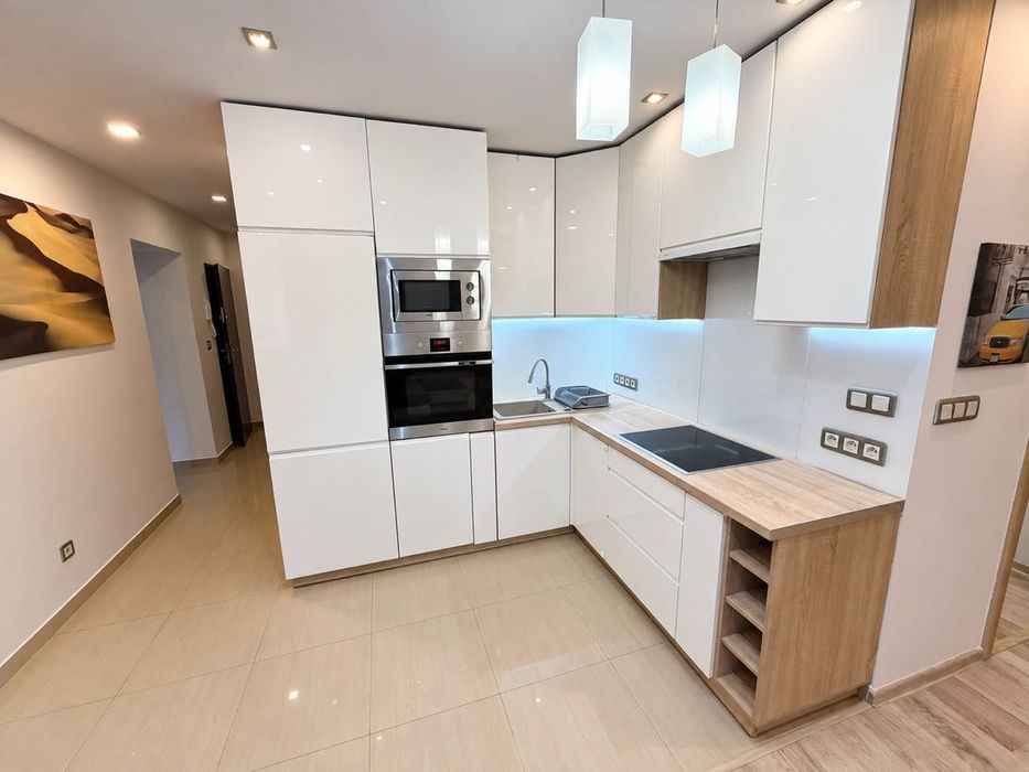 Gliwice, Centrum, Plac Mickiewicza. 3-pokoje, 64mkw z CO.