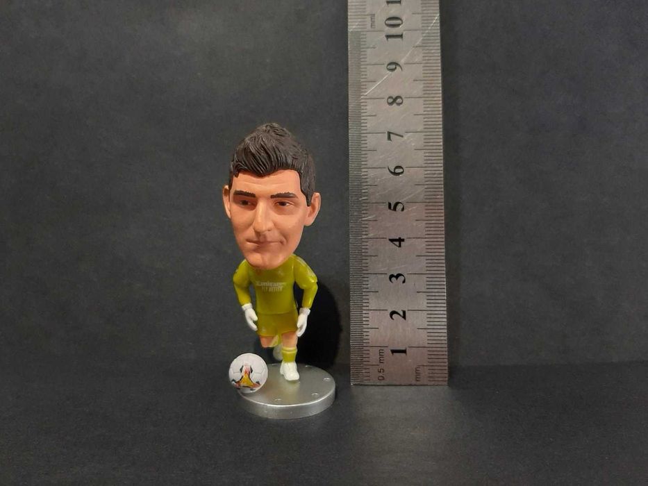 Тібо Куртуа. Реал Мадрид. Фігурки футболістів Soccerwe