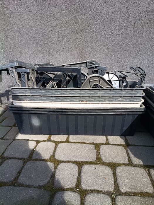 Skrzynki balkonowe grafit