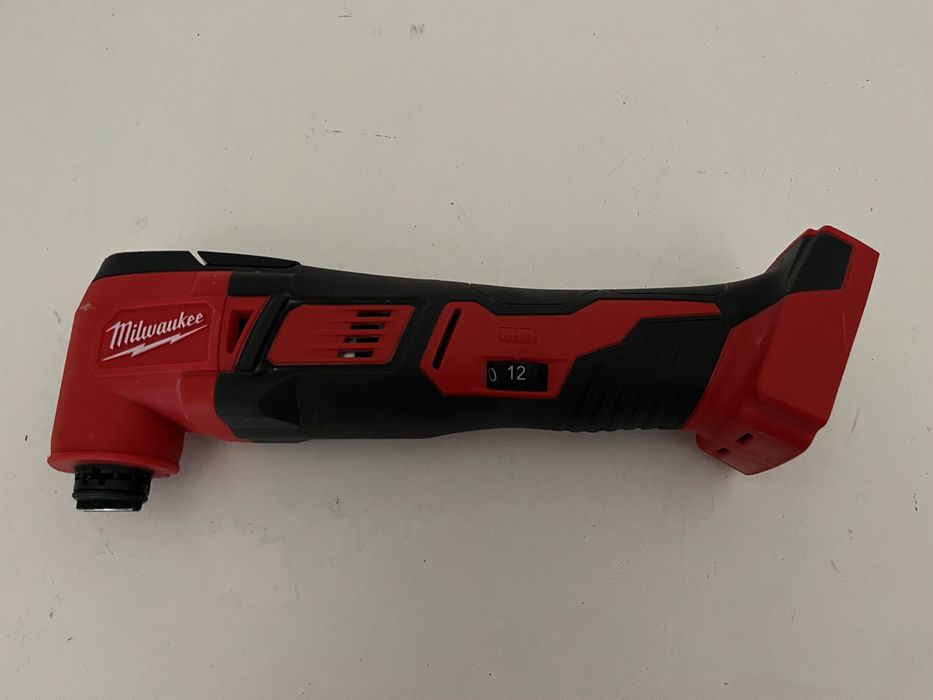 Narzędzie wielofunkcyjne Milwaukee M18 BMT-0 bez akumulatora multitool