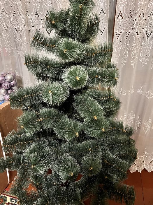 Штучна ялинка, сосна