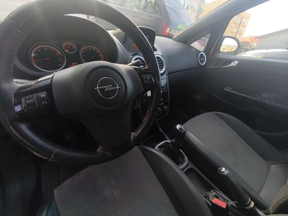 Opel corsa 1.2 1.6 v