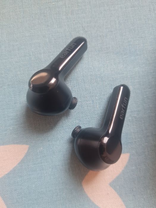 Słuchawki Earfun Air Pro 2 - brak etui/case