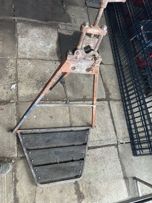 Stol warsztatowy imadlo pionier