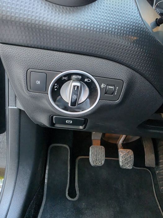 Mercedes-Benz A180 Style 1.6 Turbo 122 CV
