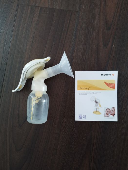 Продам молокоотсос medela механічний
