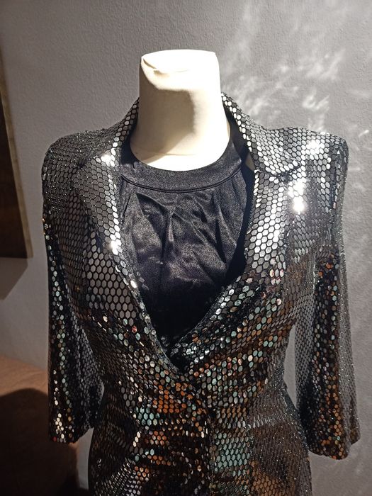 Vestido/Blazer prateado para o réveillon NOVO