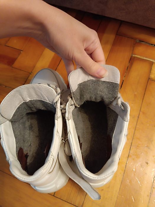 Кроссовки демисезонные 37р.