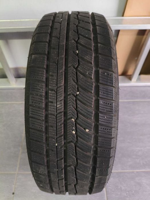 Opony ZIMOWE AUSTONE SKADI 901 M+S roczne 195/60/15 4 szt.