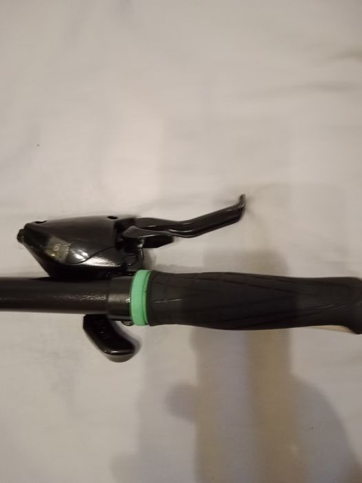 Kierownica 65cmm  Plus klamkomanetki 3x7 plus mostek 100mm