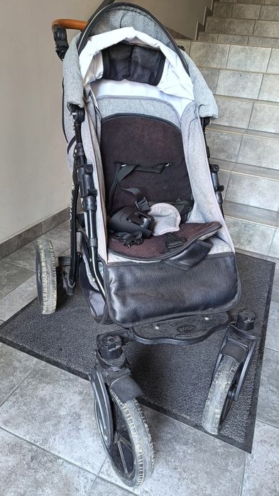 Sprzedam wózek spacerowy AVETTI AGILE DUŻE KOŁA, do 22kg,SPACERÓWKA,