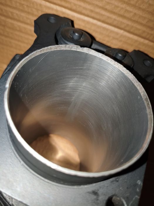 Oryginalne cylindry k750 Dniepr12 MT12 po szlifie 79.0