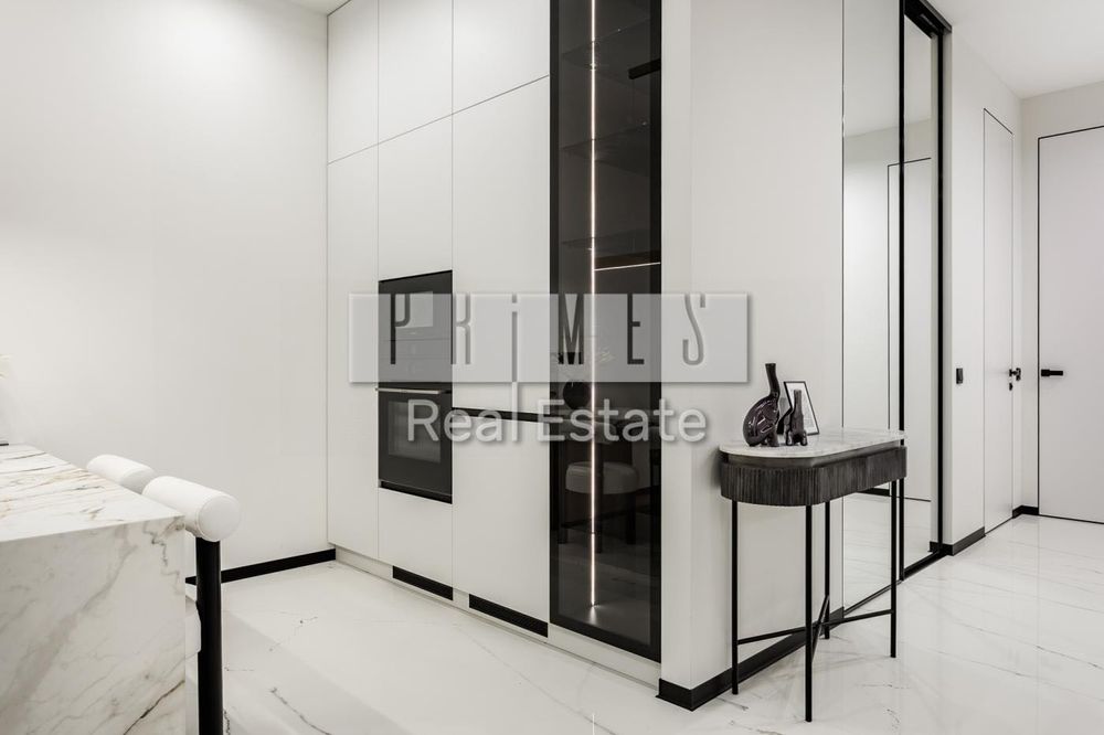 Продаж 3к квартири 106м2 Ярославів Град Бульварно-Кудрявська 15А центр