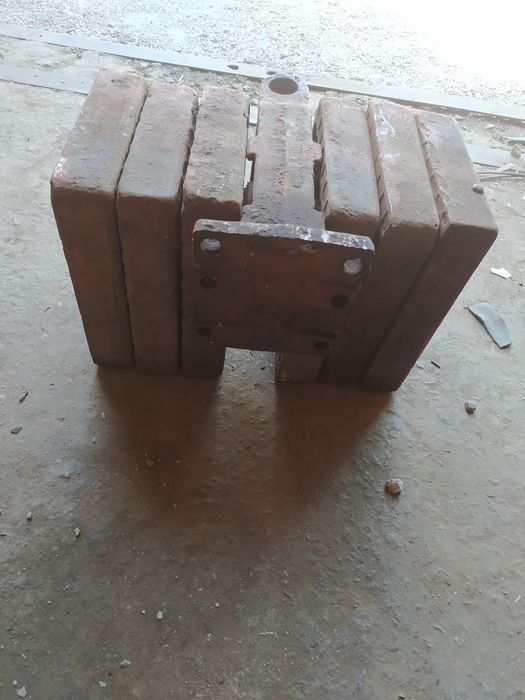 Продам груза трактора т-25