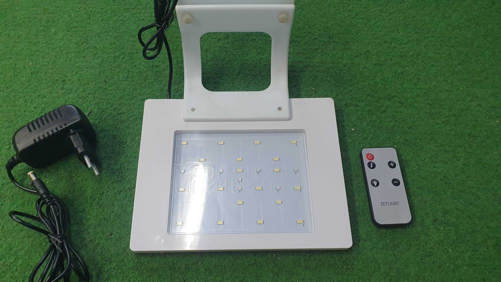 Lampa LED do akwarium ZETLIGHT NANO 11W