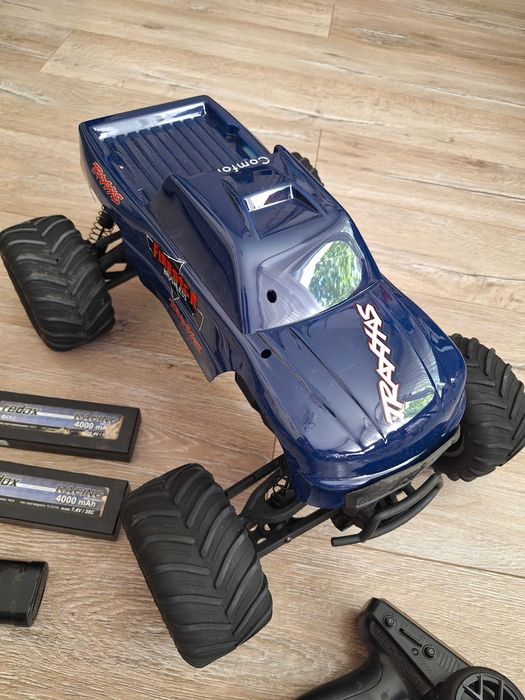 Samochód RC Arrma Gorgon komplet super stan obudowa Traxxas