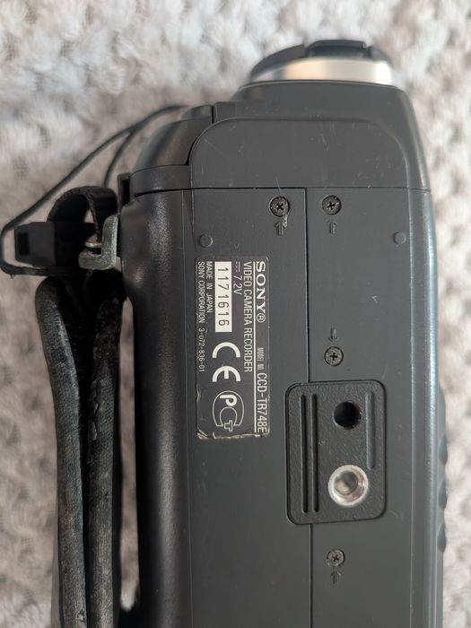 Ретро відеокамера Sony Handycam CCD-TR748E б/в стан невідомий