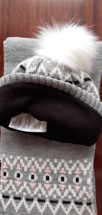 Набір шапка і шарф