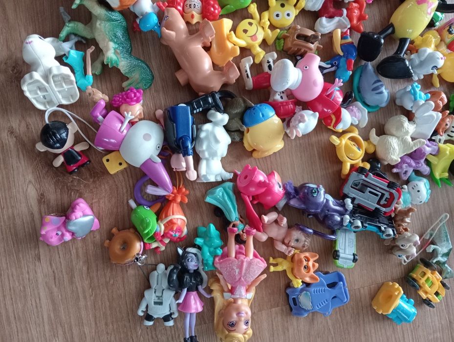 Figurki dla dzieci ponad 120 sxtuk