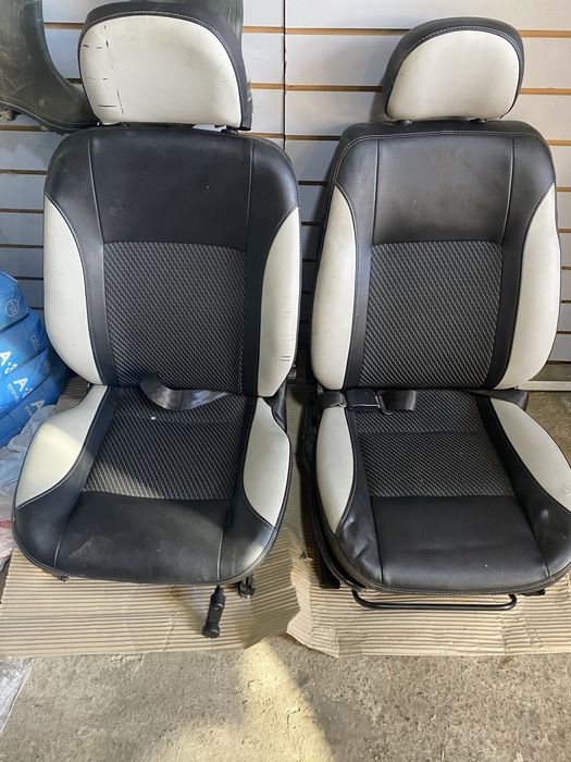 Сідушки до бусиків